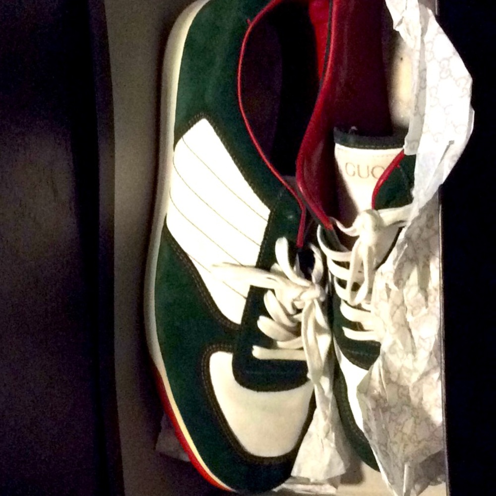 💯Authentic Gucci Classic Sneakers!